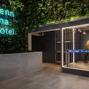 Hotel Henn Na, New York