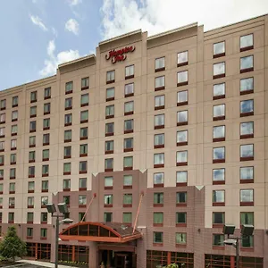 Hampton - Laguardia Airport Hotel