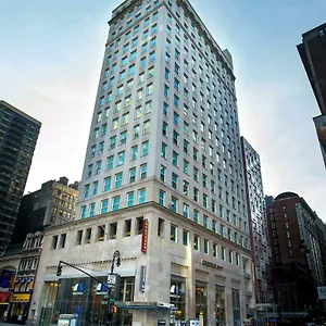 Courtyard By Marriott Manhattan/herald Square Hotel